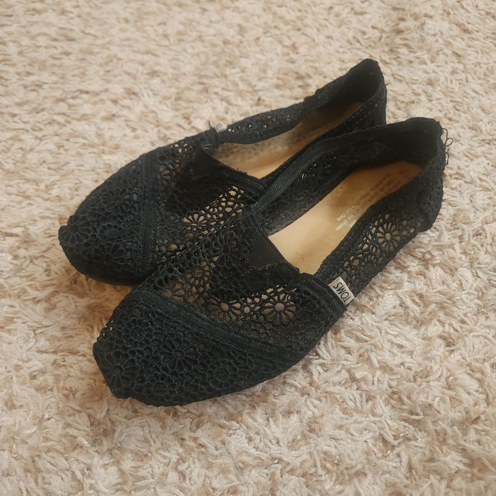 TOMS Alpargata Slip On Womens 7.5 Black Floral Crochet Lace Flat Shoes